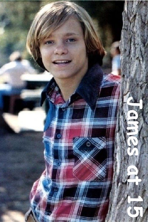 Постер James at 15